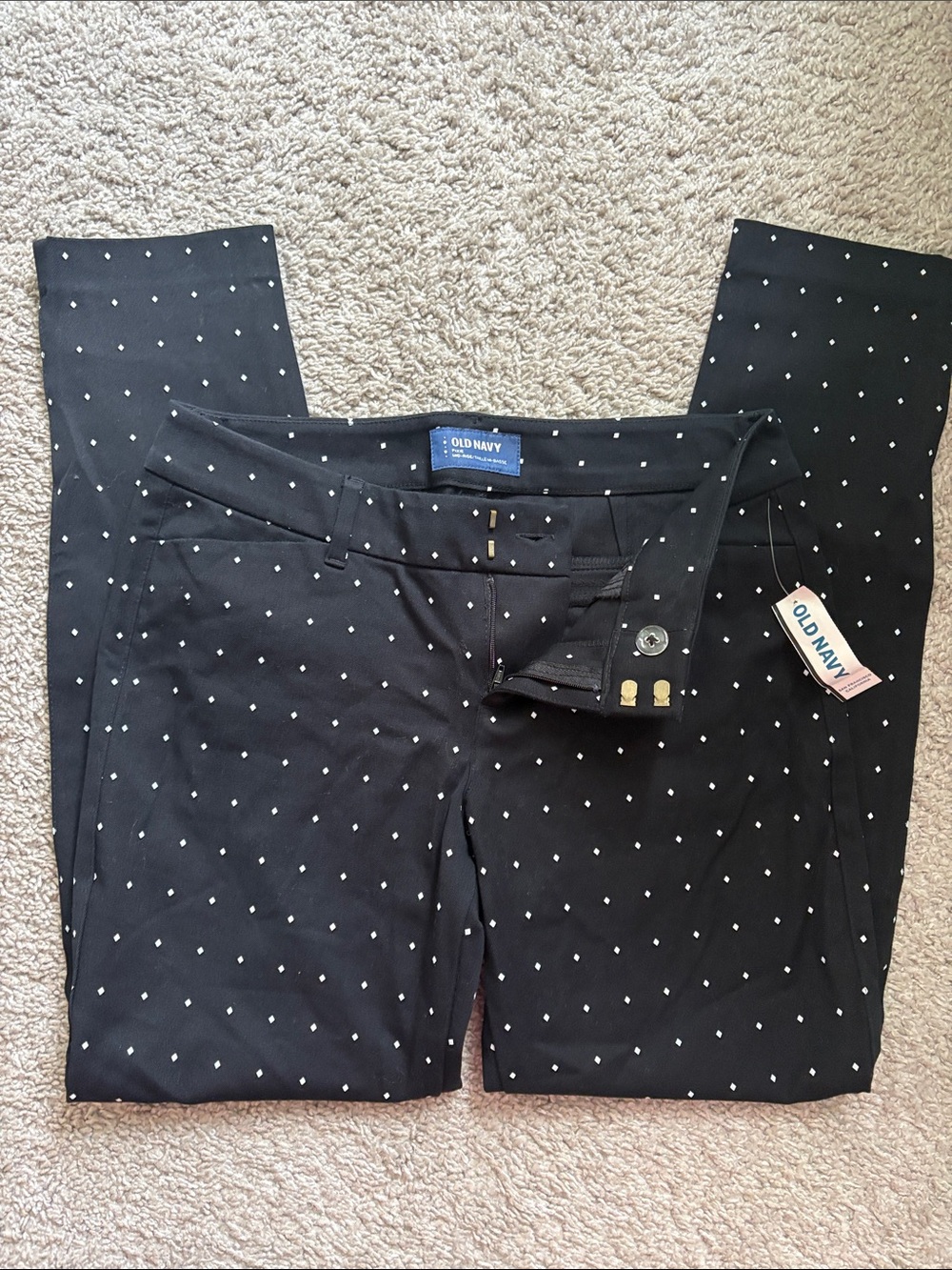 Old Navy Black Pixie Pants with White Diamond Pattern - NWT